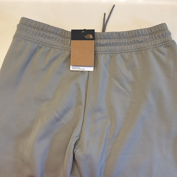The North Face Women’s Fleece Pants - Picture 6 of 11